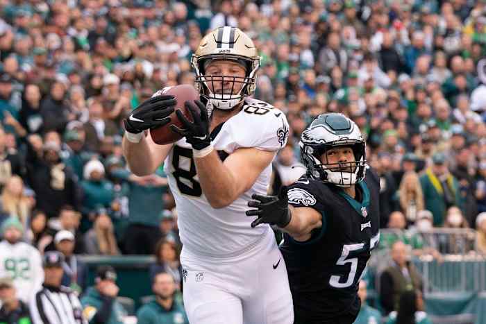 New Orleans Saints tight end Adam Trautman (82)